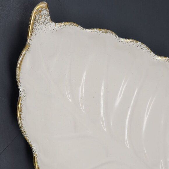 California Pottery Ceramic White Leaf Dish Bowl With Gold Trim Vintage 15" MCM - Picture 3 of 10